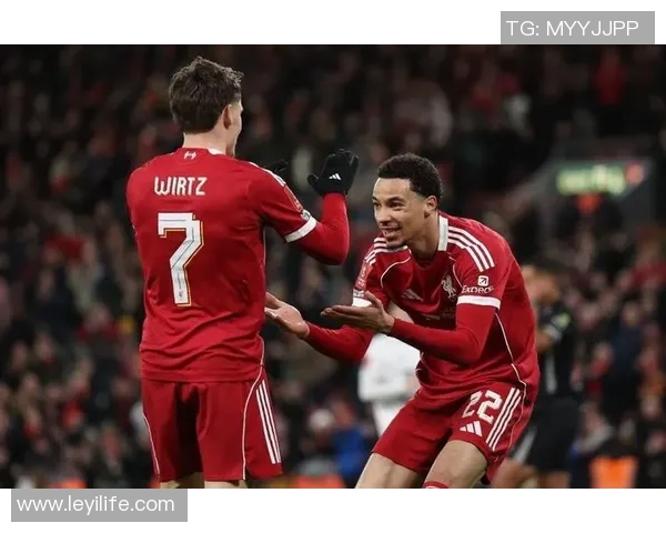 足总杯惊喜时刻利物浦逆转马竞争议判罚引发全场热议