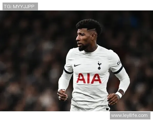 意甲激战：AC米兰逆转热刺4-3引发转会风波与热议