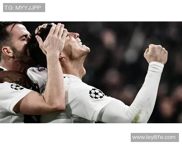 世界杯精彩对决多特蒙德与尤文图斯战成平局逆转瞬间引发全场热烈反响