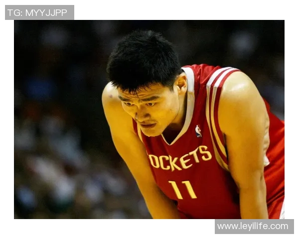 姚明与马布里在NBA的传奇对决与友谊历程回顾