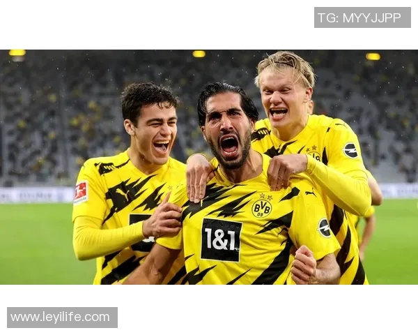 德甲焦点战多特蒙德与莱比锡激战成平补时争议判罚引发热议