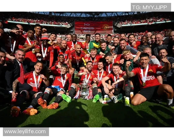 西甲联赛惊天冷门利物浦大胜曼城引发全场狂欢