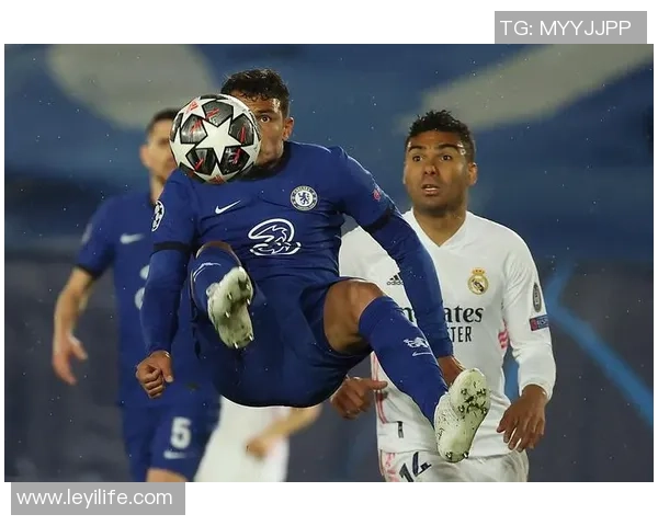 友谊赛精彩对决皇马与切尔西战成平局引发全场热烈反响